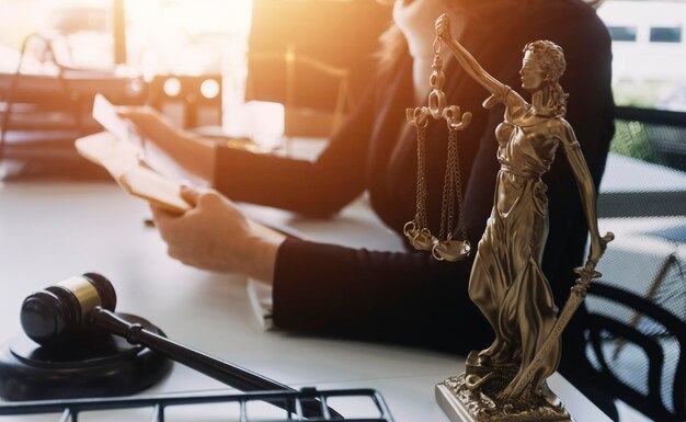 داوری در دعوای الزام به انجام تعهد