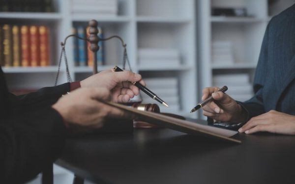 طرح دعوا در دادگاه با وجود شرط داوری